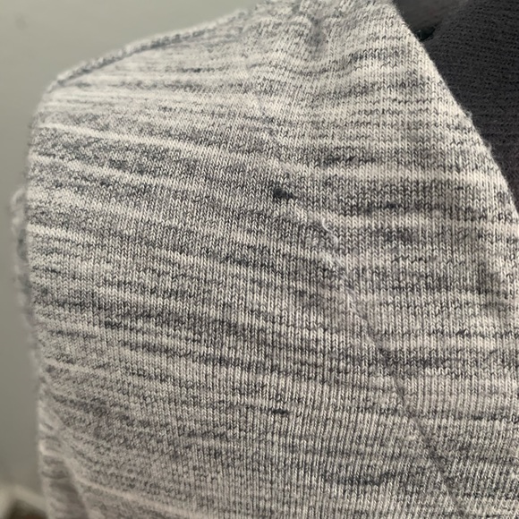 Nike Gray Blouse Women’s Sz XL - Picture 10 of 12